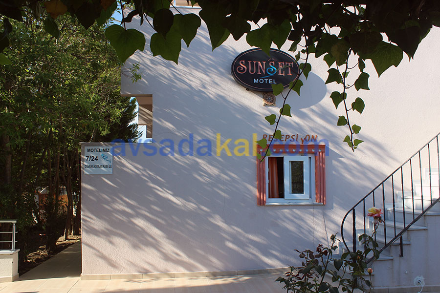 Sunset Motel
