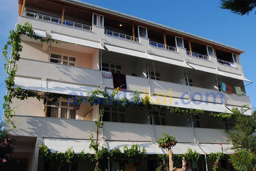 Uçar Motel